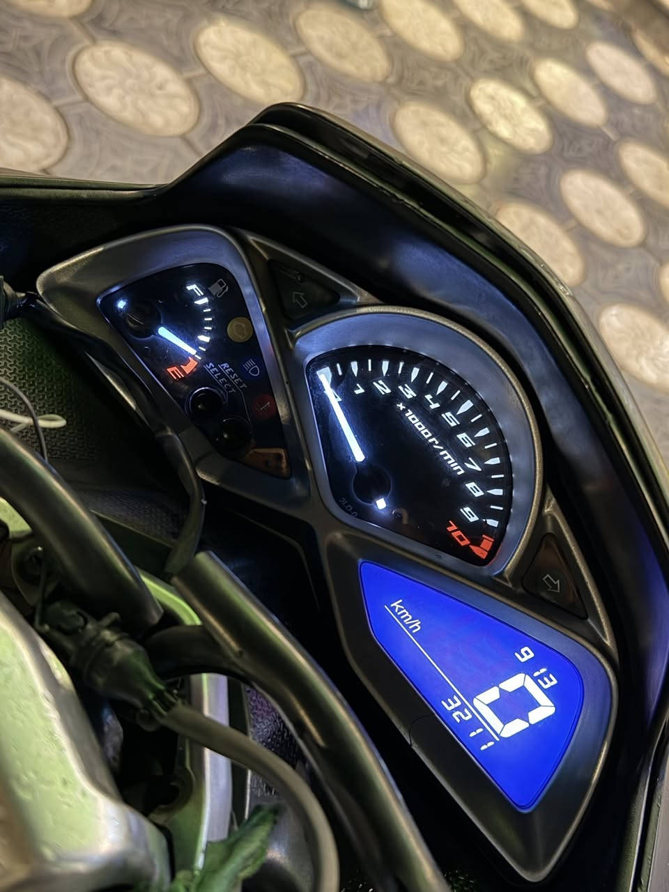 ماجستا اس حديث دراجه شغاله وخير من الله رايدها 800 الف مكانها بغداد الجديده ***********
