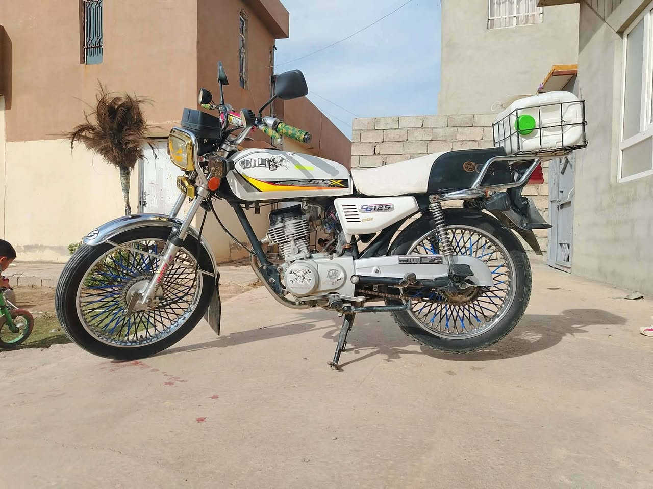 سلام ۈعـْليگمٌ-ٱلسّلٱمّ:ﯙرحـّمَة ٱللـّہ ۈبٌرگـّاتہ ماطور للبيع تايكر موديل 2020 وزن ثقيل. ابل ختم شرط. الشراي تَعاّإاّإلّ خاص المكان النمرود ***********//***********
