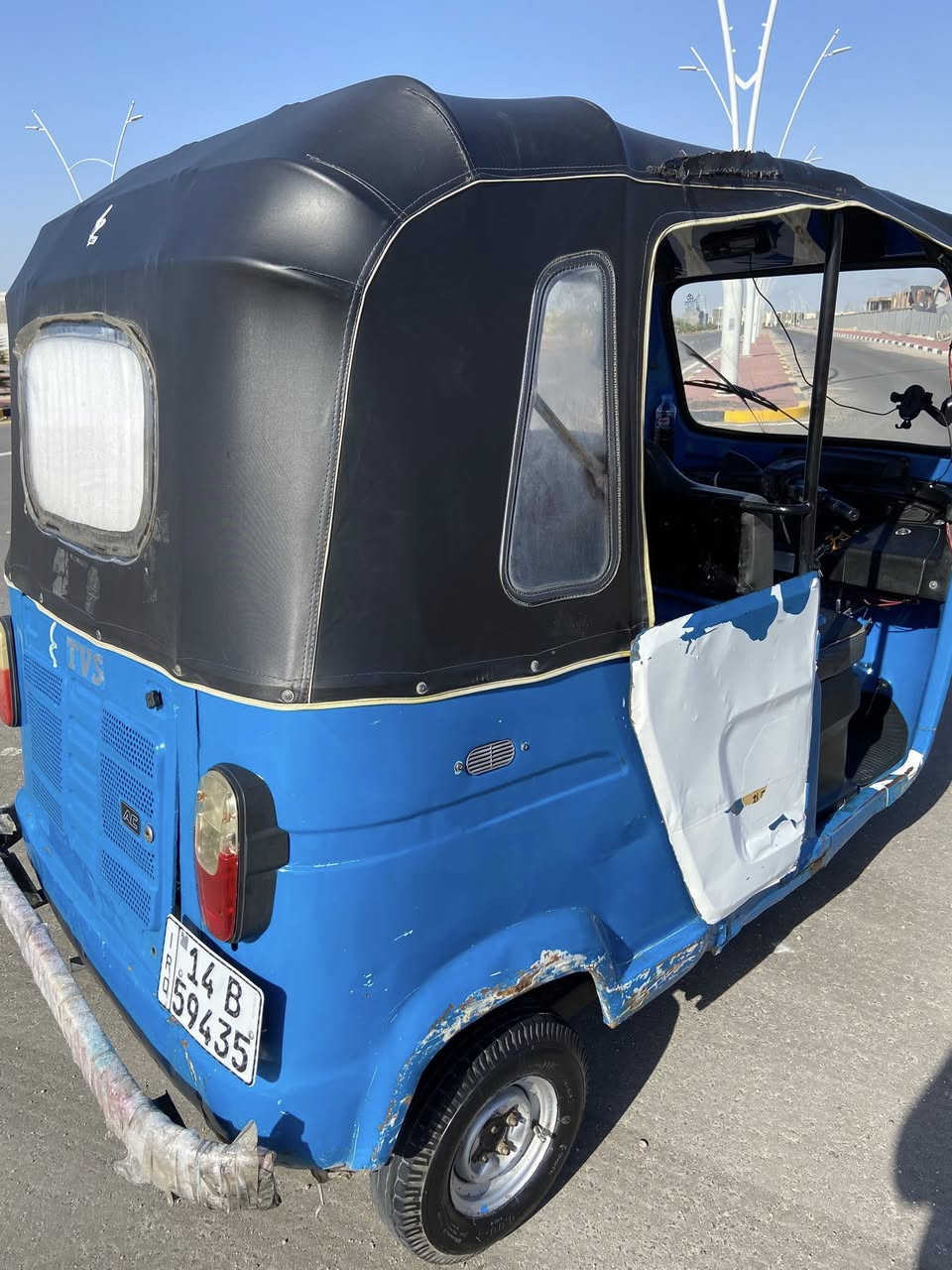 كتك تي في اس موديل 21 شهر 11 طالعه ب22 رقم وسنوية صار شهرين من مطلع الرقم والسنوية مكينه جديدة اصليه شرط مو تجميع صار شهر من ماخذها مبدل الها دهن مرتين فقط البدي شوفة العين بي دعمه بالصفحه والباب والصفحه الثانيه دعمه خفيفه هورنات بلوجكترات تخم تاير كله جديد مسجل دواخل نضيفة تجي تفحص وين متريد اكفلك التحويل والمكينه جديده بالباكيت السعر 6500 مكاني بصرة قبله شارع المدارس واتساب ***********
