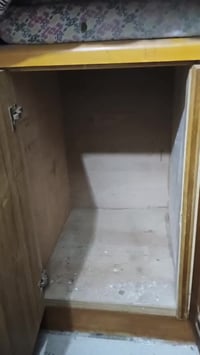 متاح بوفيه كلش نضيفه 2م ونص الظهر4ملم السعر 60 الف المكان حي الغدير يم...