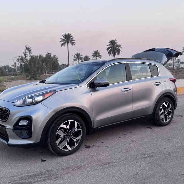 السلام عليكم 
سبورتج 2022 
امريكي فول مواصفات 
EX 
ماشيه خمسين الف 
ضربتها جاملغ و جزء من البنيد 
٢٠٣ سعر 
بيها مجال 
تواصل اما اتصال او على الخاص 
***********
