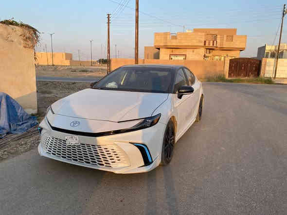 بسم الله الرحمن الرحيم 
على بركة الله 
كامري مديل2025 هايبرد /امريكي XSE يعني مفولة مواصفات 
ماشي 22 الف كيلو متر وليس ميل 
سيارة ماشاء الله تبارك الرحمن فول فول 
بيها شلعة مخيفة كعدتها وقيادتها ميحتاج اسولف بيهن روعة ماشاء الله 
عايزه فقط ترقمها وين مايعجبك بس رقم عربي وتعرفون رقم الهايبرد يمكن ب300 الف  
استيرادها باسم اخوي 
حادثهة مثل ما موضح بلصور 
وصبغت جااملغ وربع باب سايق وشبر چاملغ خلفي ومثلث من البونيد شرط بدون دواخل ولو هوة مبين بلصور واضح حادثا كلش حلو 
ارباك ستيرن مرجع شركة  فقط تنزللها برنامج وتتوكل عل الله 
للاستفسار الاتصال *********** /عنوان صلاح الدين قضاء الدور 
السعر 264 وبيها مجال للشراي
