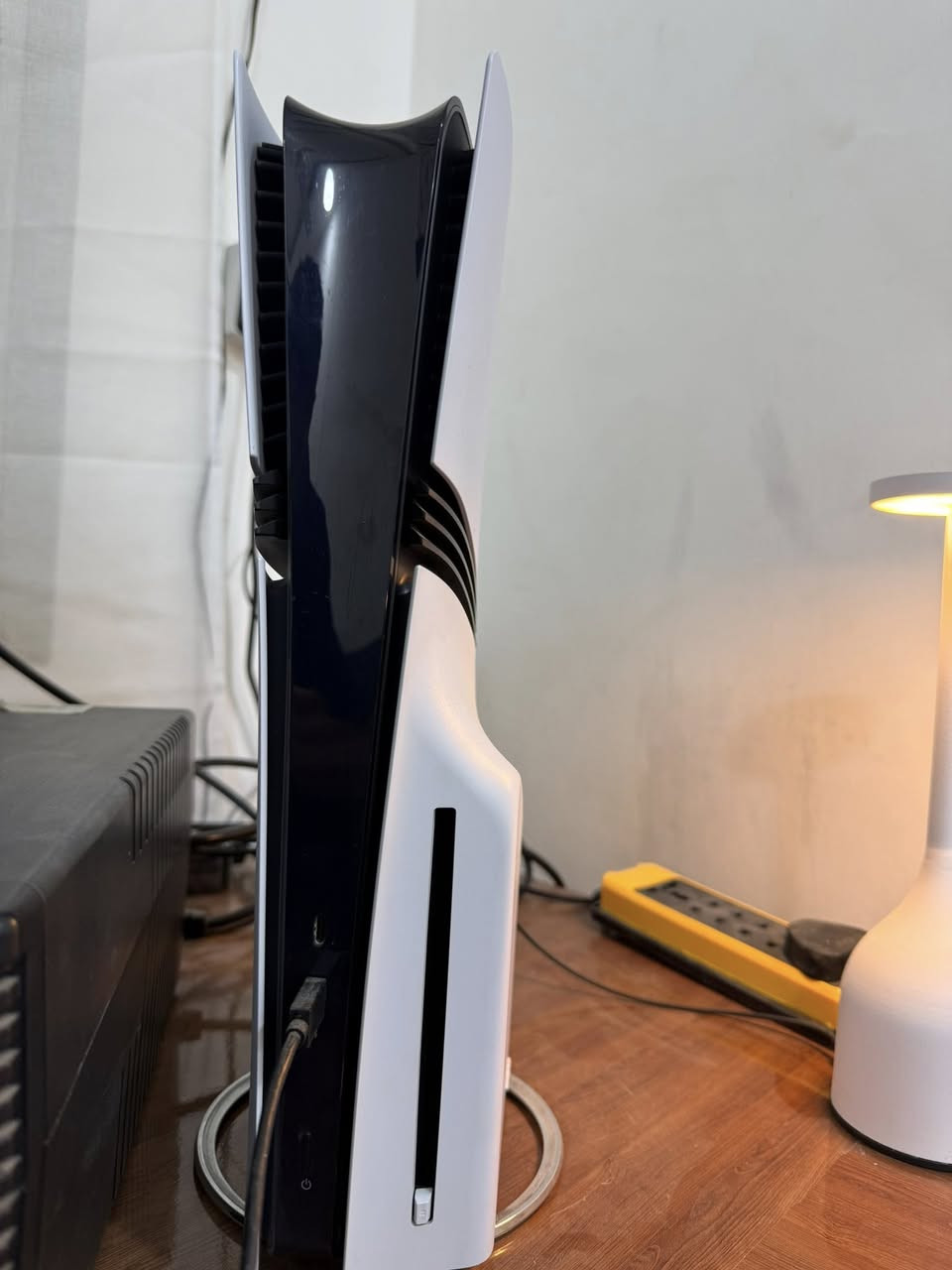 سلام عليكم 
Ps5 Pro استخدام قليل جدا نظافه ‎%‎100‎
اشتريته بواحد 100وياه محرك اقراص ب200وياه ستاند سوني الاصلي كلهن اريده مليون 150مكاني ديوانية ام الخيل الاولى كارتونه ملحقات كامله


**إذا كنت صاحب هذا الإعلان وتريد حذفه لأي سبب، رجاءا أرسل رسالة إلى الدعم الفني**