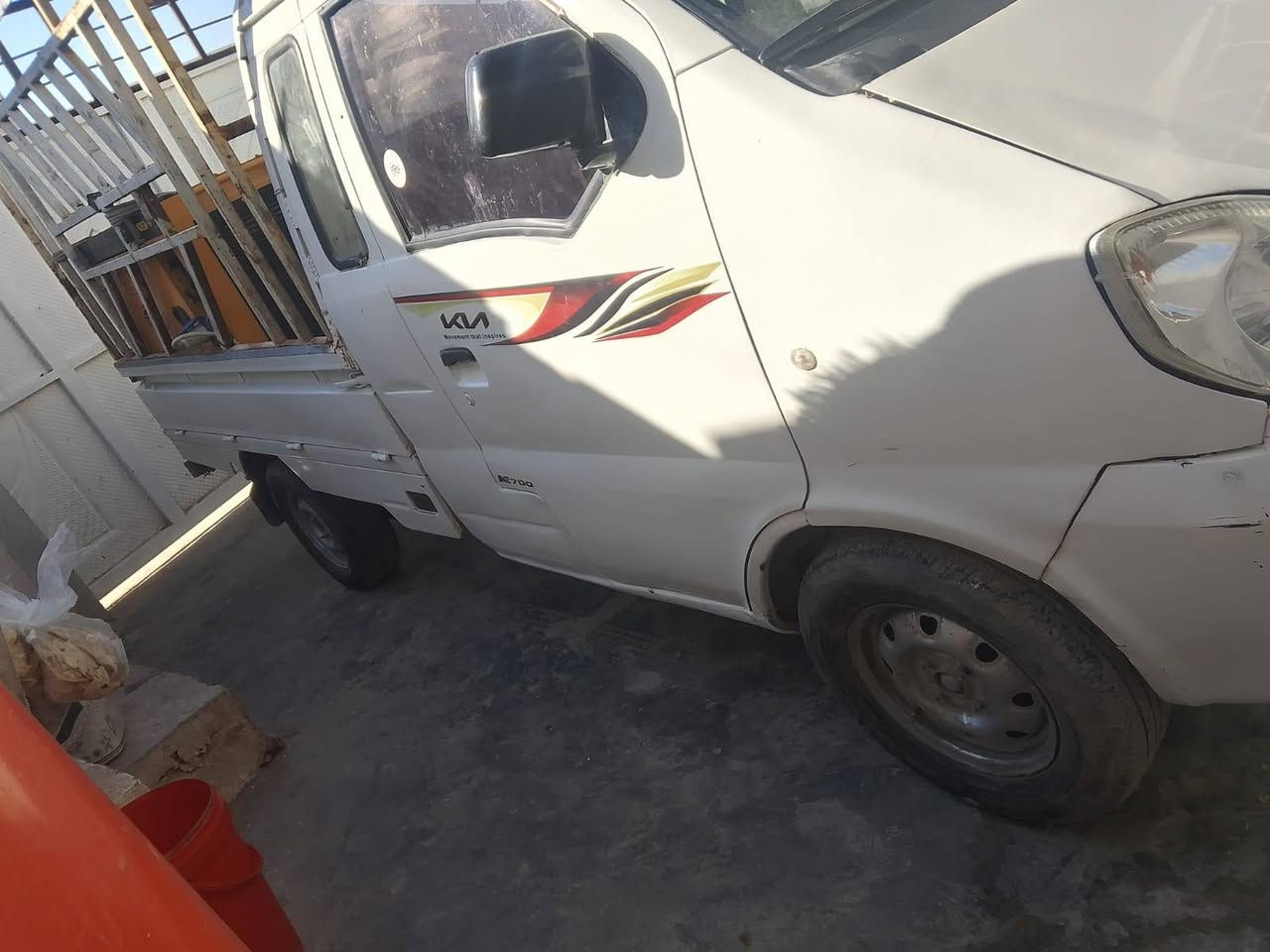 السلام عليكم مكلف بالنشر سياره للبيع هانفي  محرك وكير بالشرط  شاصي معمر بكد الجف***********
