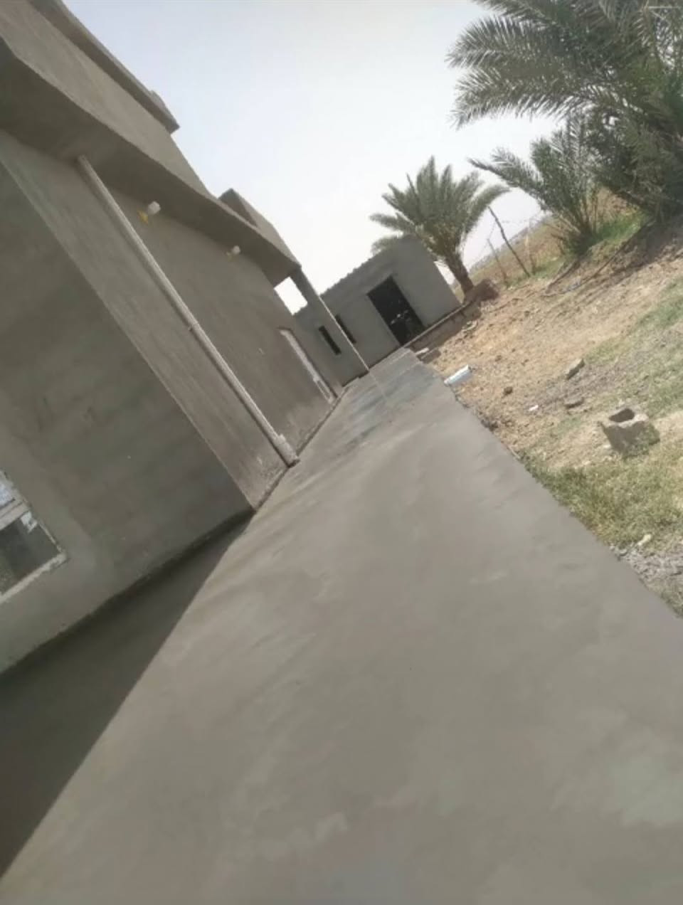 سلام عليكم يوجد خباطه الصب بيوت لاش سغل اساسات رباطات بسعار مناسبه اتصل ودلل***********
