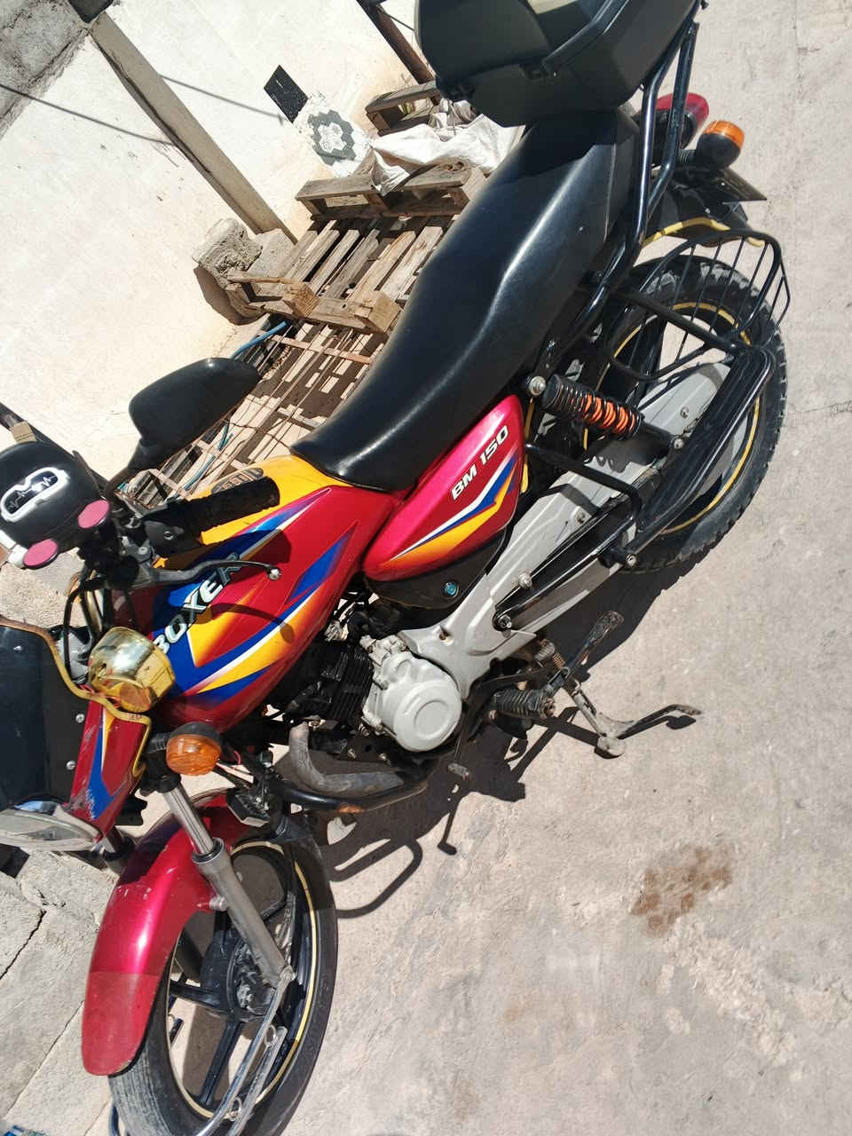 سلام عليكم دراجه بوكسر مرقم نكليزي كامله 2021 كفاله  تحويل ثانيوم سعره 1450 مكاني بعقوبة تقاطع القدس دور زراعه ***********
