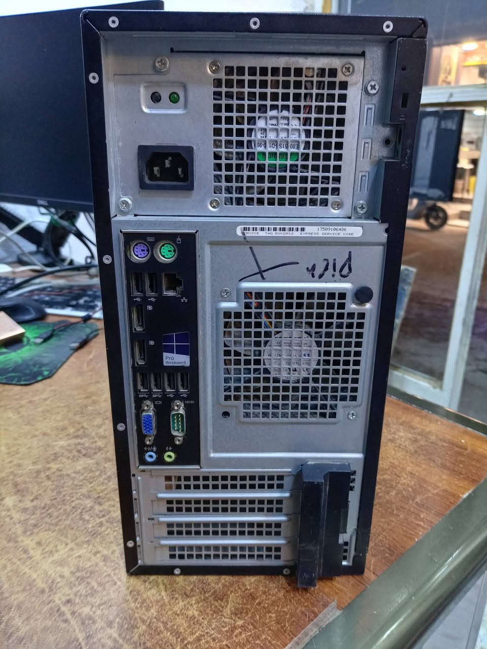 حاسبة كاملة كيس دل مواصفات معالج انتل i5 جيل 3 حجم رام 8 غيغه قطعتين ddr3 هارد الأول 128 ssd لنظام والآخر 500hdd لخزن باورسبلاي 275 واط كارت شاشة خارجي 1050 gtx حجم 4 غيعة ح فان الكلي 8 غيغه مع الداخلي انتل (شيرت) مع شاشة 23 قياس 60 هرتز 1080 دقة مع كيبورد و ماوس وباد ماوس جدید واير نت مع جويستك بلوتوث وايرلس مع سماعه  نظام وندز 10 منصب جديد السعر 260
مع UBS تصير ب300 #الجميع


**إذا كنت صاحب هذا الإعلان وتريد حذفه لأي سبب، رجاءا أرسل رسالة إلى الدعم الفني**