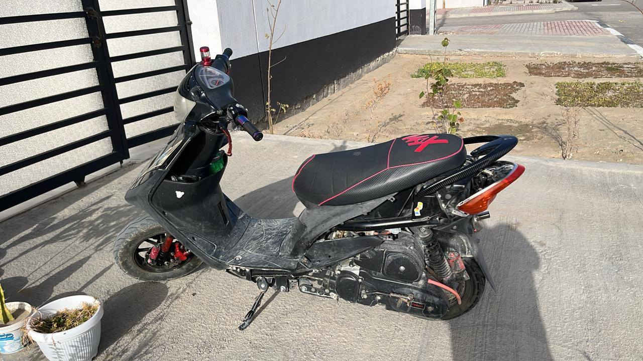 ماكس للبيع 350 وبيع مجال دراجه كامله ماناقصه شي
***********
