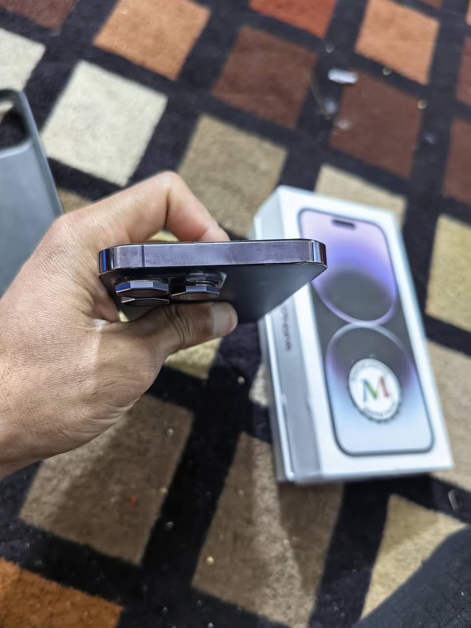 سلام عليكم
للبيع او مراوس ب 13 عادي وينطي فرق 
14 برو ماكس
أمريكي نموذج m
ذاكرة 128
مستبدل شاشة ثلاث خيارات اصلية
وبطارية 98 معلاية
سعره 550 الف مكاني كربلاء
ماعندي توصيل


**إذا كنت صاحب هذا الإعلان وتريد حذفه لأي سبب، رجاءا أرسل رسالة إلى الدعم الفني**