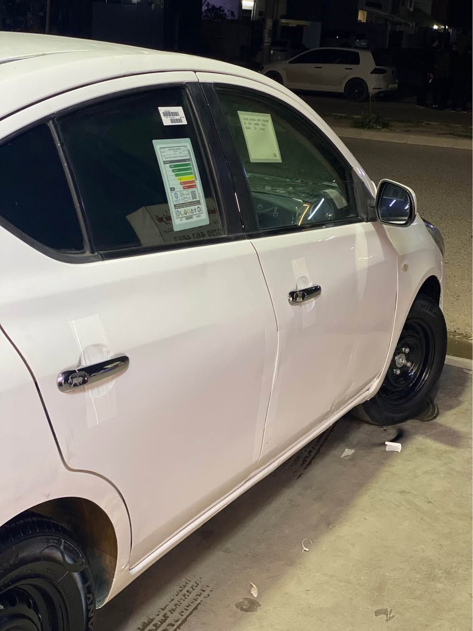 لاكشمي با مؤديل 2020 گير تؤماتيك 4 پارجةي بؤياخة جام كارةبا جوار تاية و ويلي نوية گير مةكينة توند و تؤلي بةشةرت سةيارةكة جاهيزة يةك دينار مةسروفي نية لة هةوليرم سحري 87 وةرةقة رةقةم تةلةفؤن *********** أربيل, العراق
