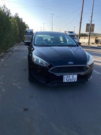فورد فوكس 2017 اسود مكينه٢٠٠٠ سياره نظيفه صبغ ٤ قطع مكاني بغداد اريدها...