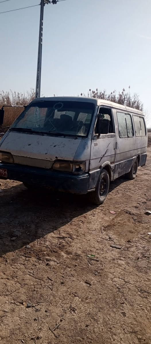 كيا عبريه للبيع رقم بغداد وسنويه عضم عاج الاصليه مكينه. كير واكسل وبور ودينمه وشاصي كلهن سليمات بدون اي خلل سعرها مناسب ب13 ورقه مكاني بابل جبله للاستفسار
‏‪***********‬‏
