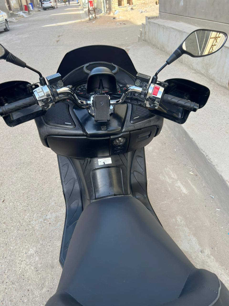 اللهم صل على محمد وآل محمد
السلام عليكم شباب فورزه (0/9) كرستال سبعه كير أربع تحويلات دبلات نيكل قبق كلجات نيكل مصدات هواء مكفوله كفاله عامه مكاني بغداد 
***********
