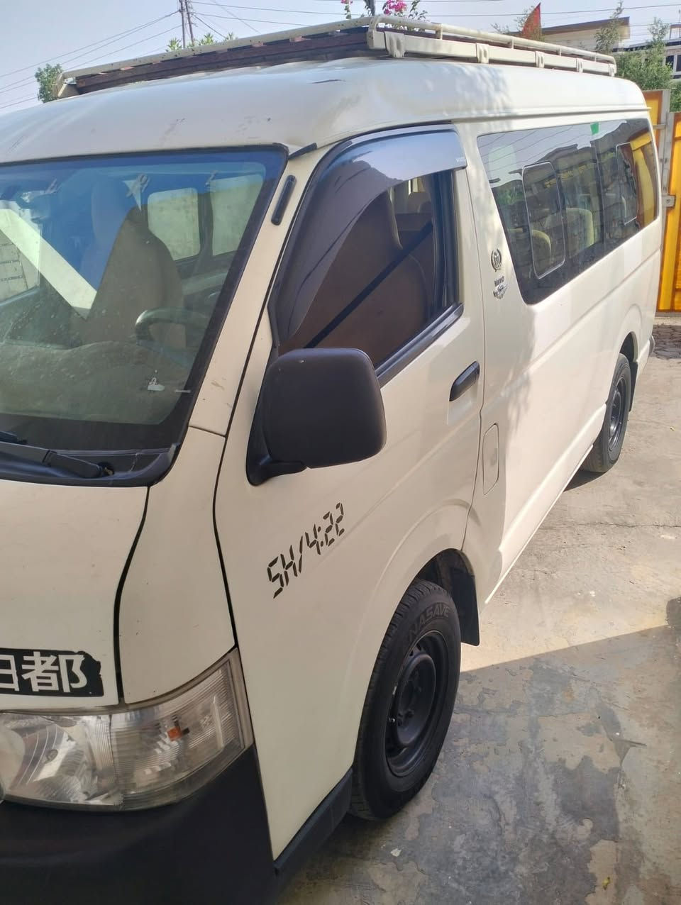 سلام عليكم هايسه تليثيه 14 بيه صبغ وال سونار موجود كدامك سياره خيرمن الله حلوا تبريد. محور  تخمً تاير مكان سياره بغداد 
وال شراي يتصل خاص ماجاوب *********** السعر 190وبيه مجال
