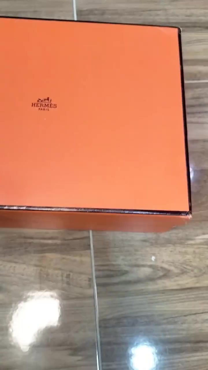 ماركه اصلي قياس 38 يلبس لحد 40القيساس


**إذا كنت صاحب هذا الإعلان وتريد حذفه لأي سبب، رجاءا أرسل رسالة إلى الدعم الفني**