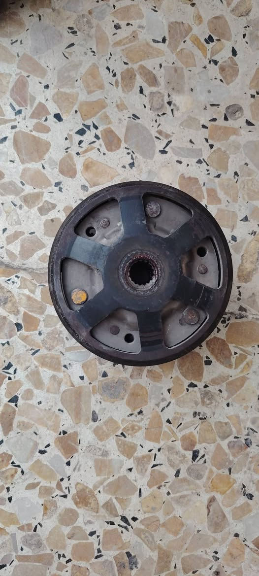 سلام عليكم سكنس فحل تفصيخ شتريد موجود وسعر مناسب مكاني بغداد ام الكبر رقم الهاتف ***********
