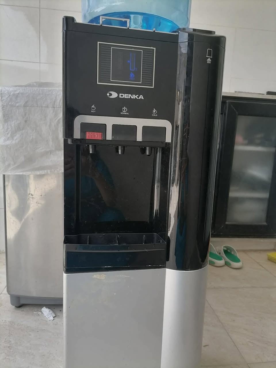 اغراض بيت للبيع بسعار مناسبه اربيل زاكروس مقابيل جسر بنصلاوه


**إذا كنت صاحب هذا الإعلان وتريد حذفه لأي سبب، رجاءا أرسل رسالة إلى الدعم الفني**