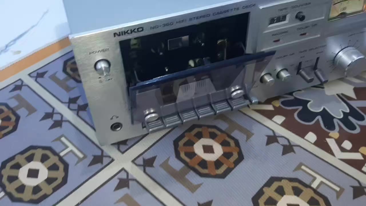 السلام عليكم دك نيكو.  بلادي كله شغال السعر 75 التوصل عل رقم ***********
