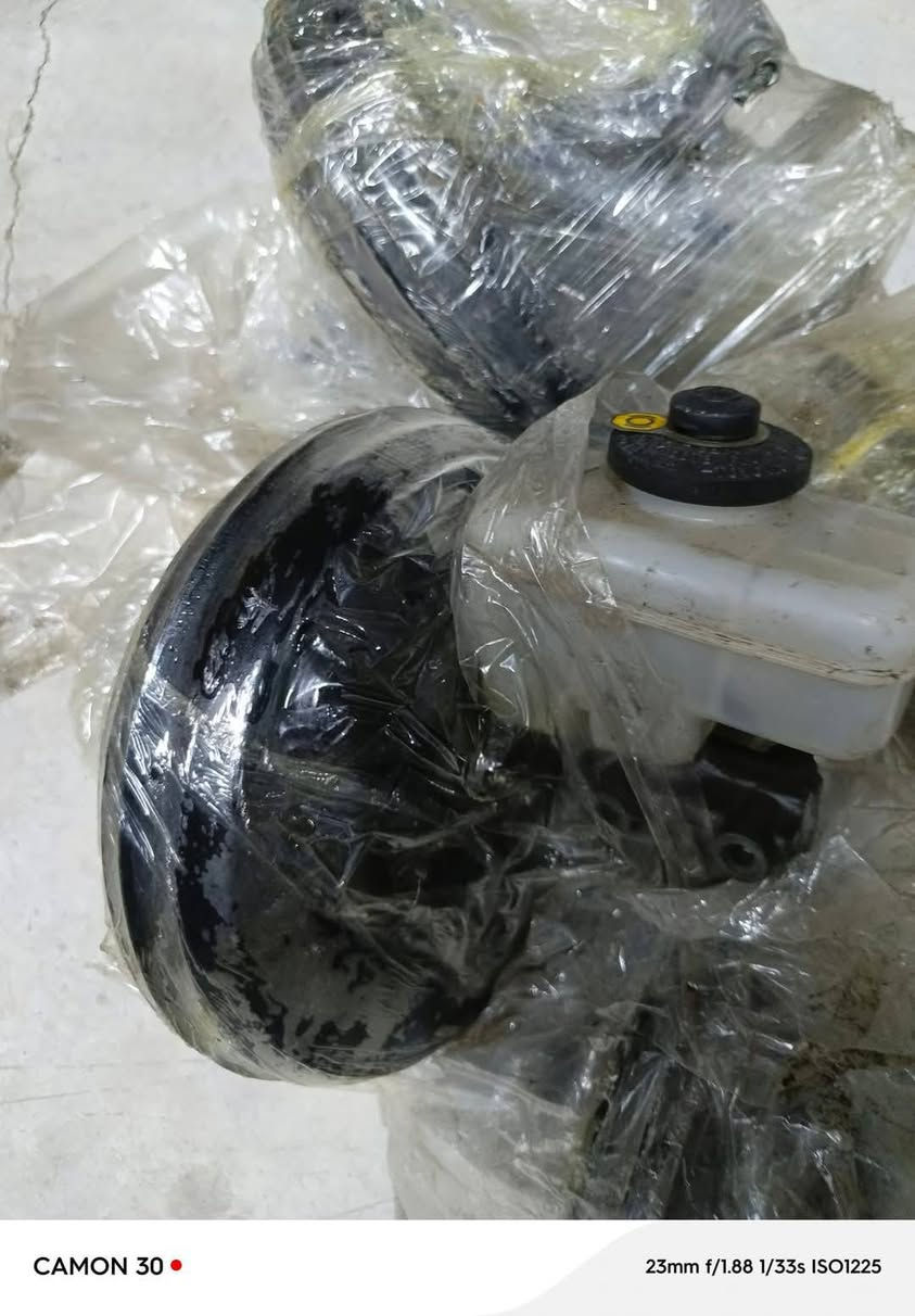 السلام عليكم يتوفر في المركز 
داينمو... سلف.. حساسات اصبع في في تي ...حساسات كامشفت ،،حساس راس كرنك.. مراوح راديتر شاهينه .. بلكات كافة الانواع تفصيخ و جديد .. مجاول.. مسطرة نوزلات ماجستا و شاهينه ... قايش شاهينه ... سبير ياباني ... اي بي اس ABS شاهينه ... عمبار و بريشر ...فيت بم تفصيخ + جديد اصلي + عقول  
   ملكه شاهينه ماجستا
مركز المهندس محمد العابدي 
العنوان  نجف عمود رقم 1 (شارع ملعب النجف الجديد) نهايه الشارع بعد الجسر الحديدي بدايه مدخل مجمع السلام السكني اوقات العمل من ال8 صباحا حتى ال4 عصرا 
مهندس محمد ***********
مهندس مؤمل ***********
الموقع .. https://maps.app.goo.gl/8ELVwnSdai1BsbtG8
