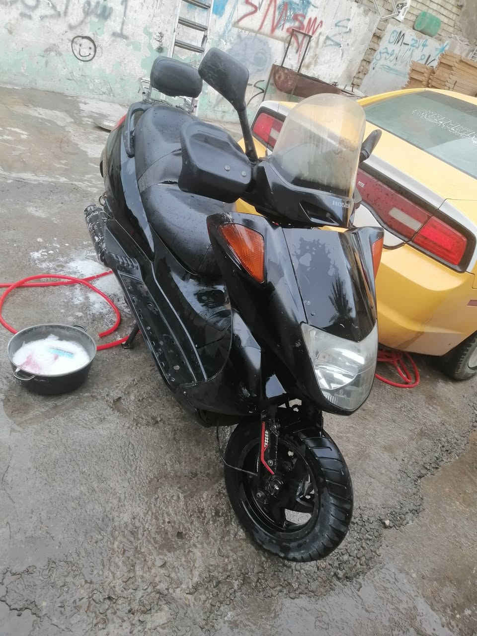 فور سايد سرعه 140 يابني اصلي فحل دسك ايبي اس حماوه ثابته ربع مكينه لا تبخير ولا تنقيص نكره سلف بكل وقت نقص بيهه بريك امامي وجاملغ سعر 350 مكاني بغداد جميله ***********
