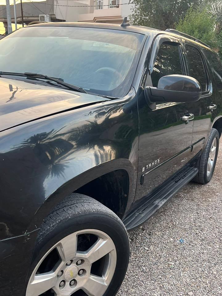 السلام عليكم اخوان تاهو ادوات موديل ٢٠٠٩ ابيعلك هل موجود سياره كفاله كير ومكينه اكسل حداديه تبريد تخم تاير اي نقص مابيه وتكفله من سرقه العنوان ديالى رقم تلفون *********** السعر٦٥ وبيه مجال
