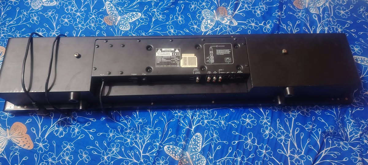 ساوند بار 60 واط صوت 🔉 قوي وزنه 18كيلو كلش ثقيل
*********** السعر75
