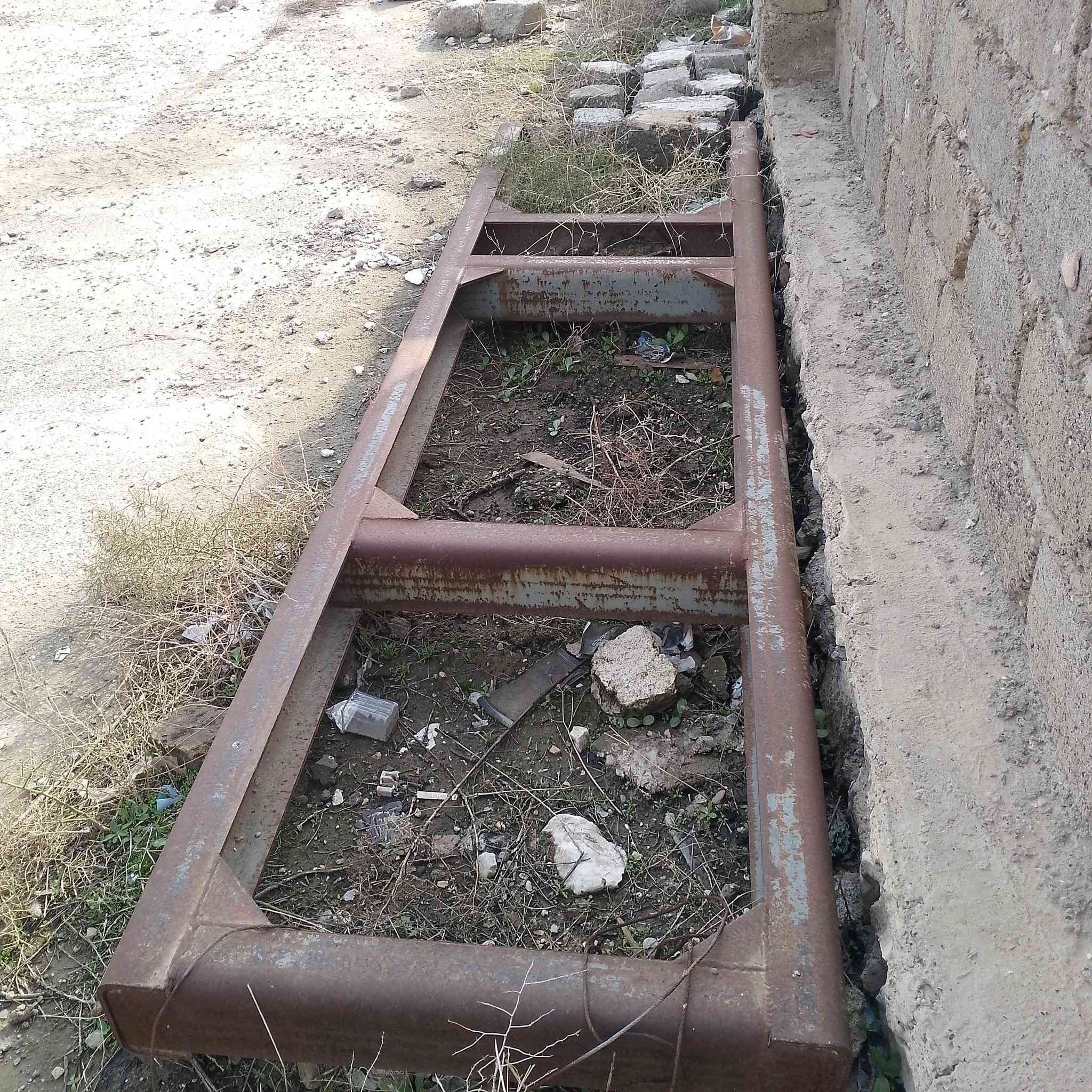 شاصي مع محرك اوبل 16كصه مع كير تومتيك موديل حذيث ***********
