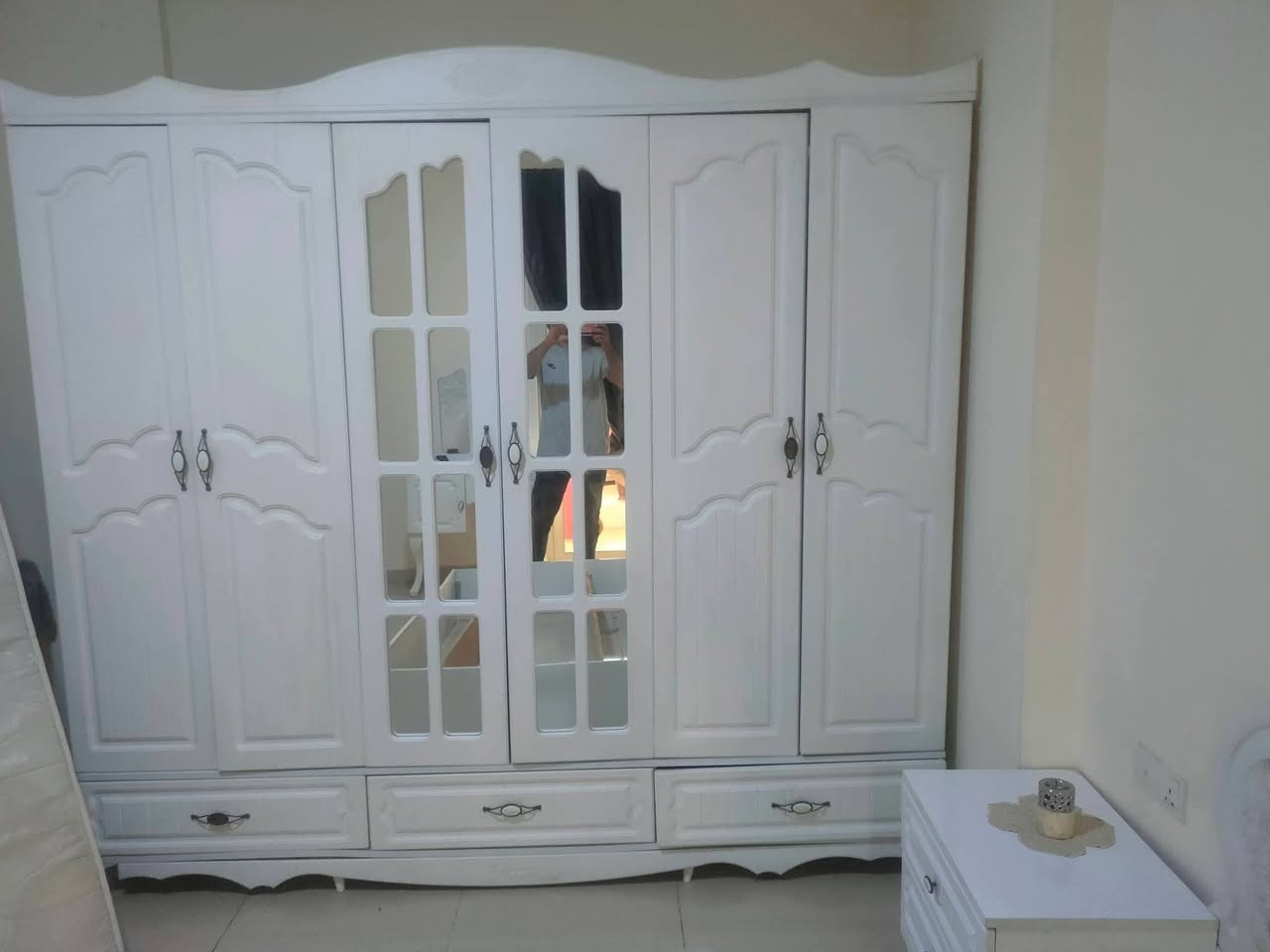 غرفه نوم للبيع 5 قطع مع الدوشك بيها ضرر بالسقف مال كنتور بالتحميل ومصلحه ب275


**إذا كنت صاحب هذا الإعلان وتريد حذفه لأي سبب، رجاءا أرسل رسالة إلى الدعم الفني**