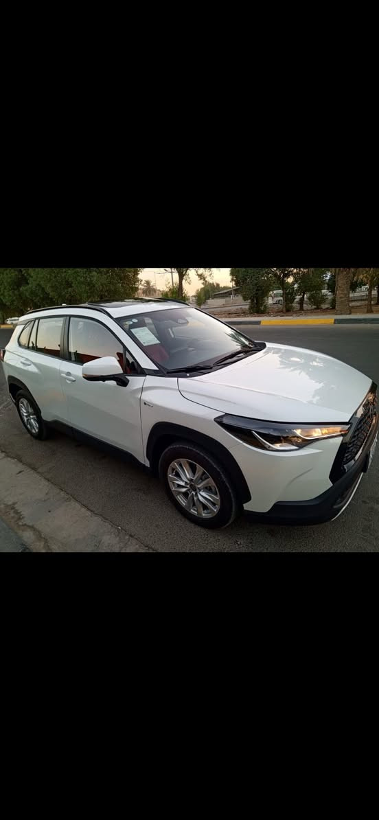 السلام عليكم كورلا كروس للبيع موديل 2025ماشيه 4000 مكفوله من كلشي وبأسمي  مواصفاتهه فول كراسي كهرباء الجهتين مكاني زيونه رايدهه   27 مليون عراقي استفسار ***********
