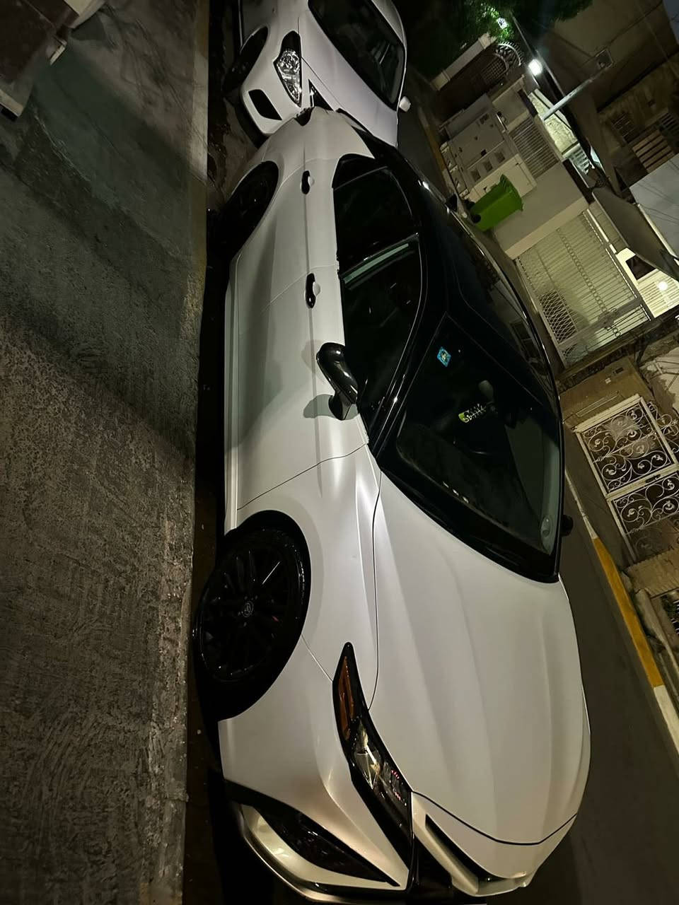 كامري 2022 هايبرد
تو كلر لونين السياره xse
مغلفه ppf مطفي

ماشيه 39,000 مايل

حادث موضح بالصور 
صبغ جنطة وجاملغات بارد واحد بي شويه تكحيل

رقم بغداد تحويل مباشر
جاهزة السيارة بدون نقص

سعر 24,000$ دولار 
وبيها مجال للشراي

واتساب 
***********
