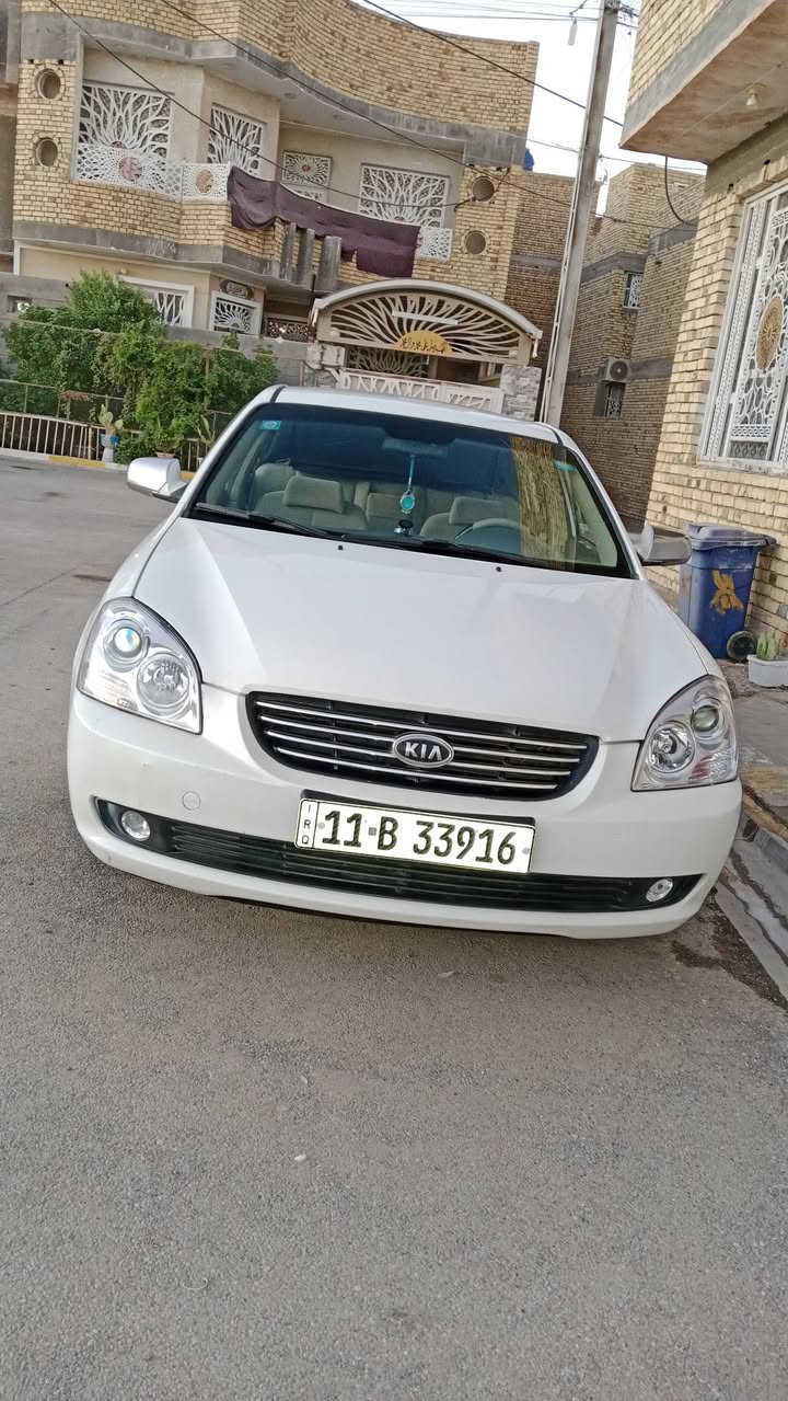 السلام عليكم .اوبتيما 2006 خليجي مكينه 2700 ..6اسلندر. سياره جاهزه مكينه كير حداديه تخم تاير تبريد تدفئه. كهربائيات كلها شغاله وجاهزه بيها ضربه بلمقدمه .تبديل جاملغات اماميه فقط بسمي سنويه لل28.العنوان ذي قار الشطره لتواصل وتساب او اتصال ***********
