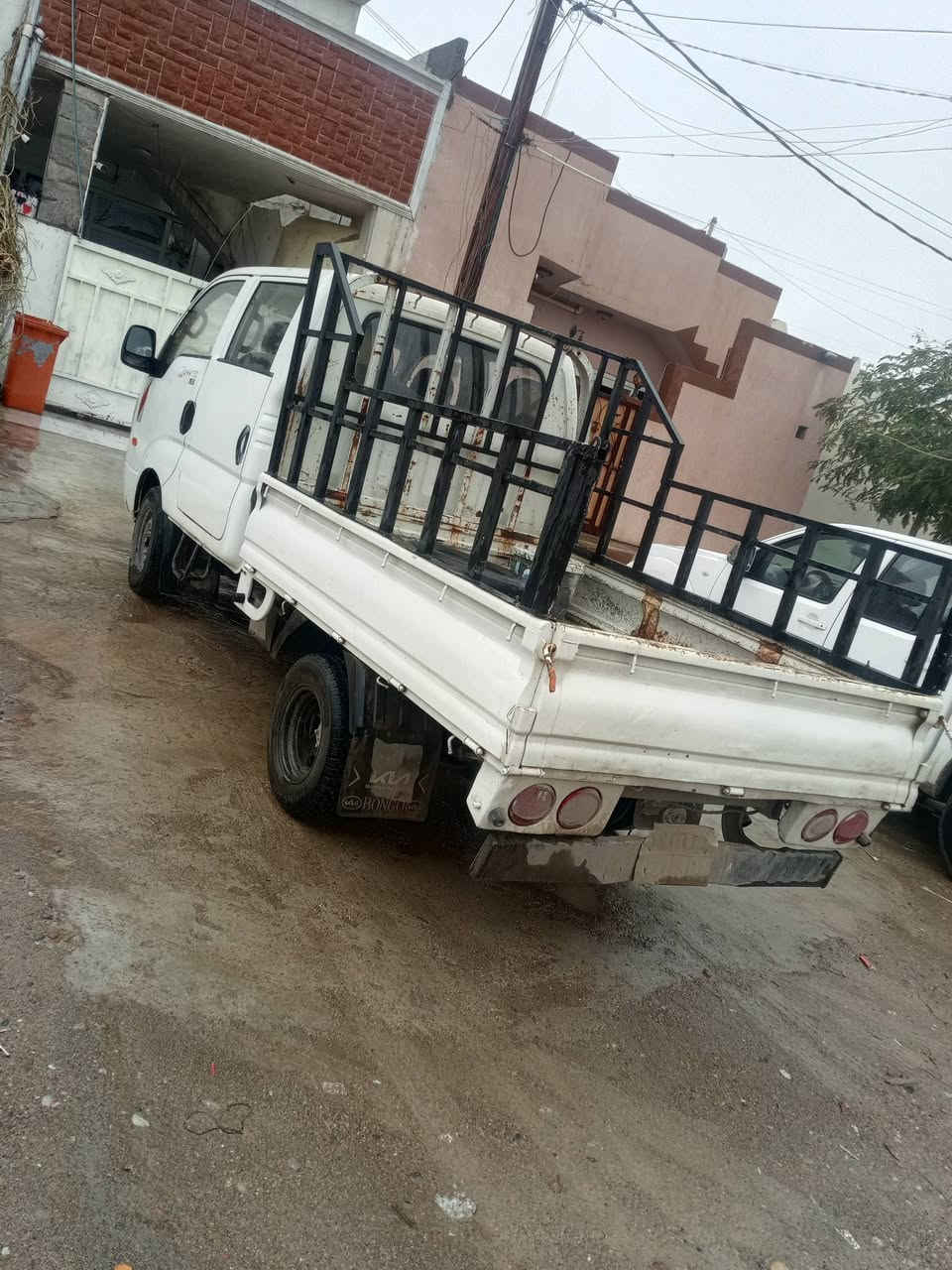 للبيع...ادوات ...2007..محرك وكير وكشر شرط ..محرك3000..السعر55.
مكان كركوك ...***********
