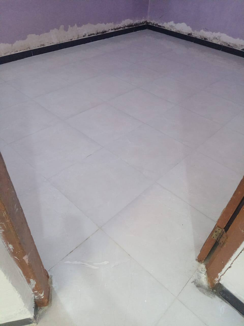 خلفه سرميك ناصريه مركز متر جداري ٨ورضي ٧ ***********
