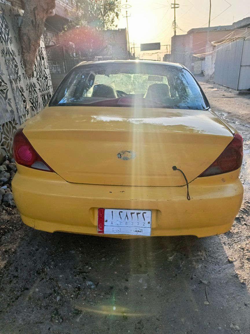 السلام عليكم سيارة اسبكترا للبيع موديل 2002 محرك مستحق يدخن كير عادي سنويه ساقطه بل2020 راعيها موجود بيها وكاله ام الباركود المكان النجف السعر 14 وبيها مجال الاتصال على الرقم ***********
