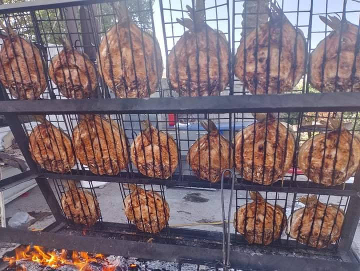 صباح الخير 
حجز مفتوح اليوم الخميس.  باجر الجمعة معزلين حداد 
سمك مسكوف سعر الكيلو 7500
سمك حي تازه وفريش6000
دجاج ذبح على الطلب. 3500
للحجز والاستفسار التواصل على الخاص
او *********** او ***********
يوجد خدمة التوصيل داخل بسماية
