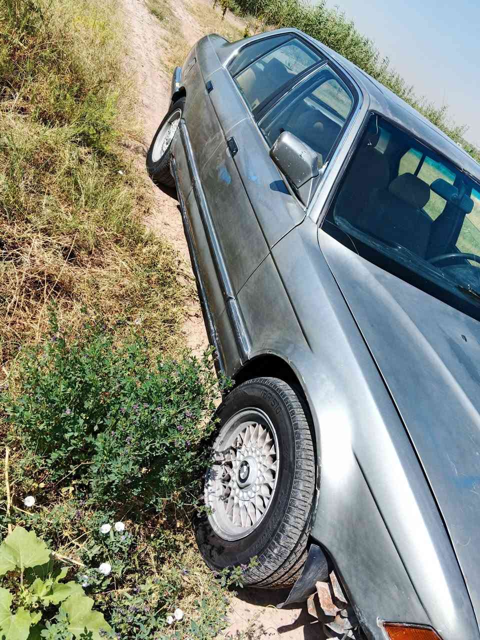 بي ام 735 رقم أنبار بسمنا محرك كير جدد حدادية نضيفة كهربائيات شغاله منضومة لايت ابيض  كيج بانزين شغال تبريد فجئه بوخ نقص يده باب سايق وتبريد دعامية يم ابو فايبر كلاص سعر 30 مكان بغداد الوسفية جسر الرابع ***********
