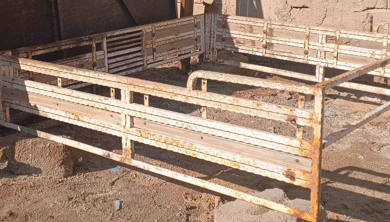 سلام عليكم
محجر للبيع جديد بسعر مناسب 

. 

المكان: السماوه ناحية الدراجي 

$سعره ١٦٠$الف 

رقم الهاتف 

***********
