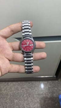 ساعات • سعر مناسب