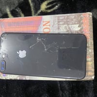 آيفون 8 بلس • ذاكرة ٦٤ • الظهر مفطور