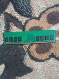 رام DDR4 • ٨ جيجا • شغال ميه بالميه