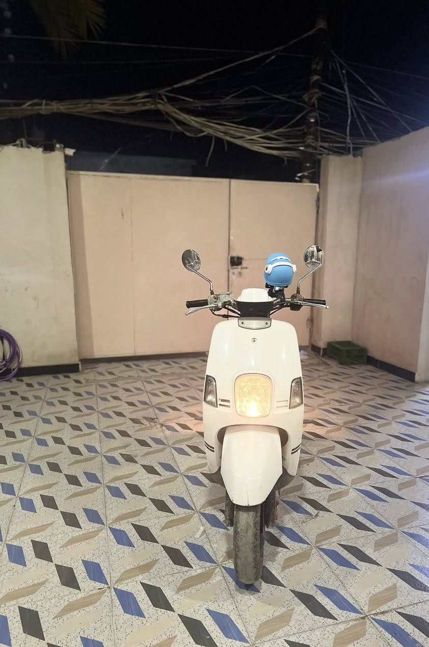 السلام عليكم دراجه بوليس موديل 2008 صارلها 3اشهر نازله من الرمبه مكفومه من الفتح بلادي مابيها شغله تجاري ابد السعر 875بيها مجال ***********
