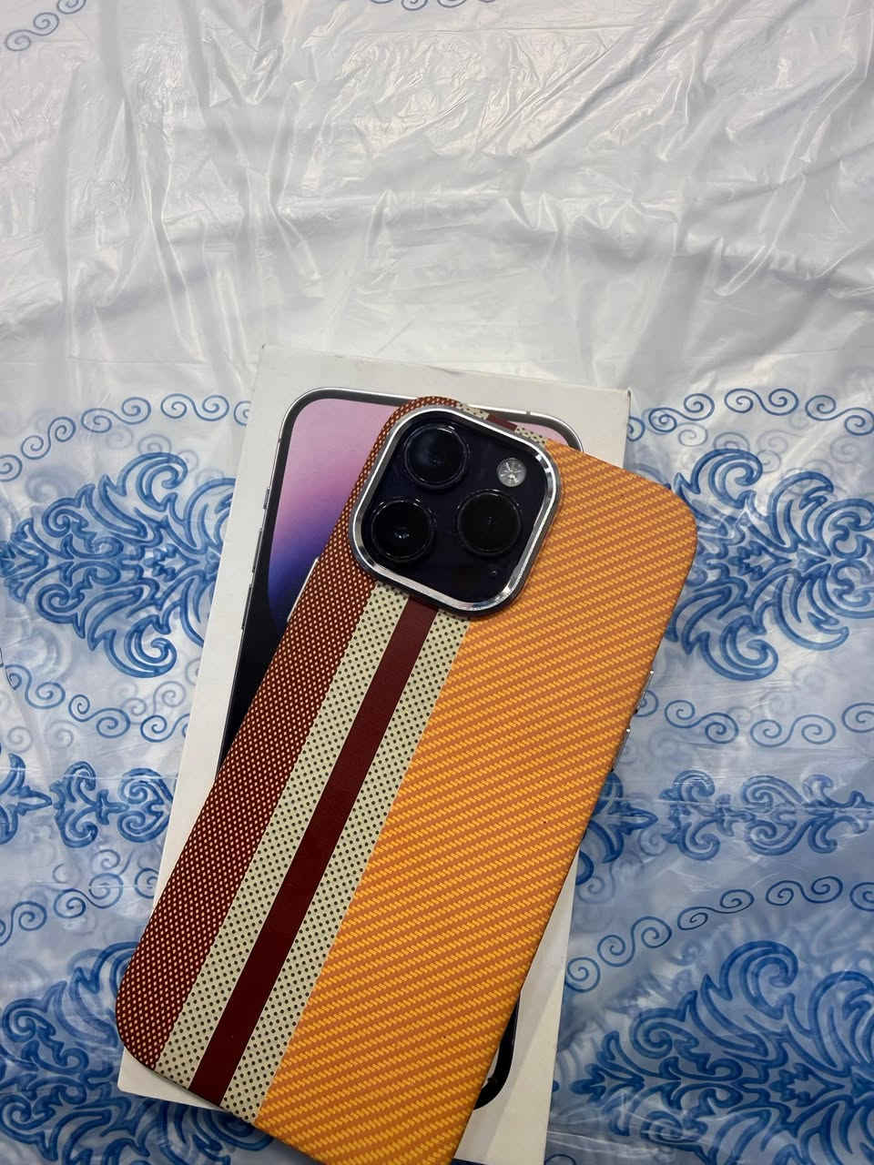 ايفون 14 برو ماكس ذاكره 256 شرق اوسط دبل خط مكاني نجف جهاز نضيف وين ما يعجبك افحص ***********
