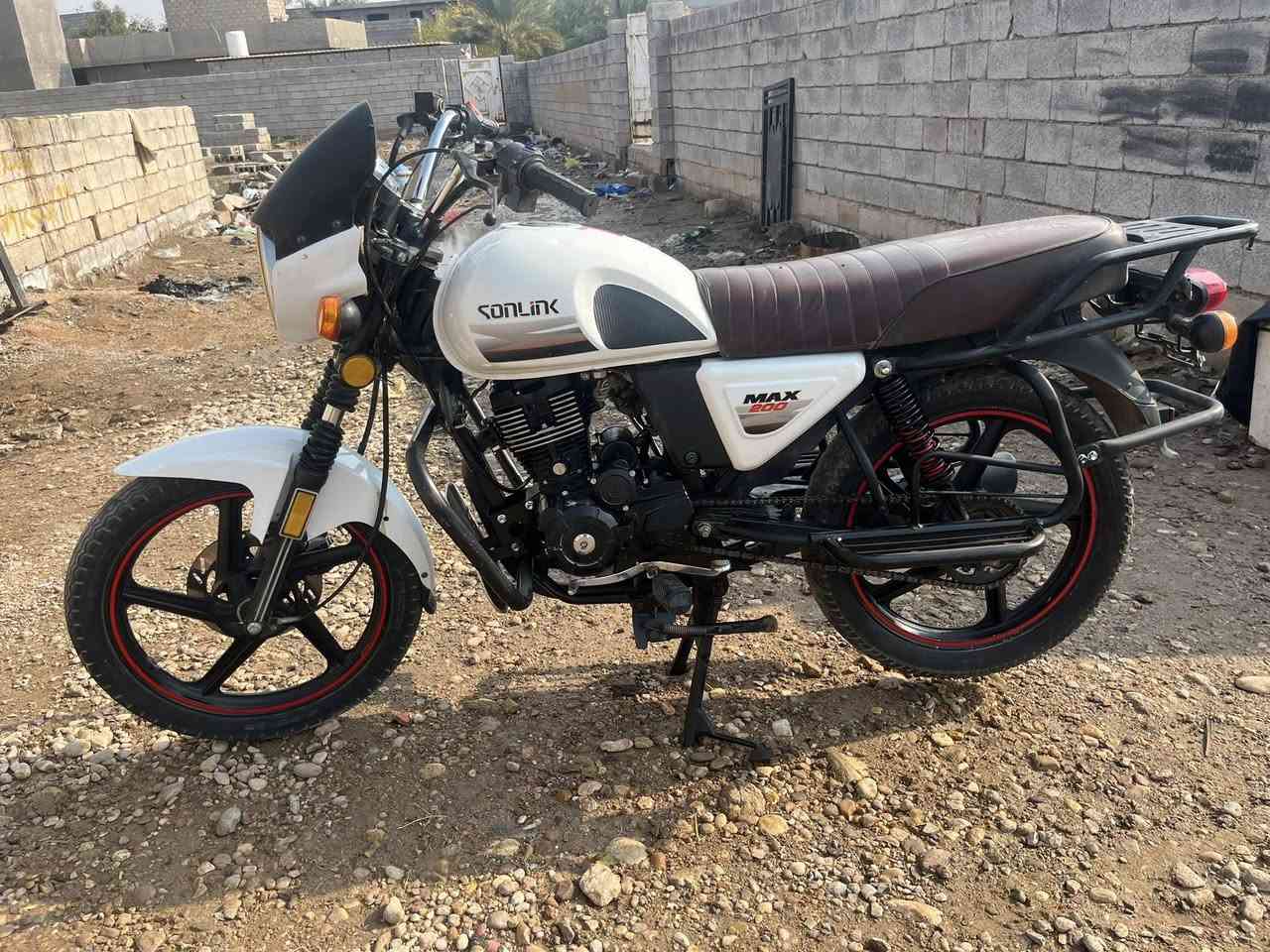 موديل 22 اوراق سحب  مكينه ما مفتوحة مكان بلدروز السعر : ادخل خاص وادلل


**إذا كنت صاحب هذا الإعلان وتريد حذفه لأي سبب، رجاءا أرسل رسالة إلى الدعم الفني**