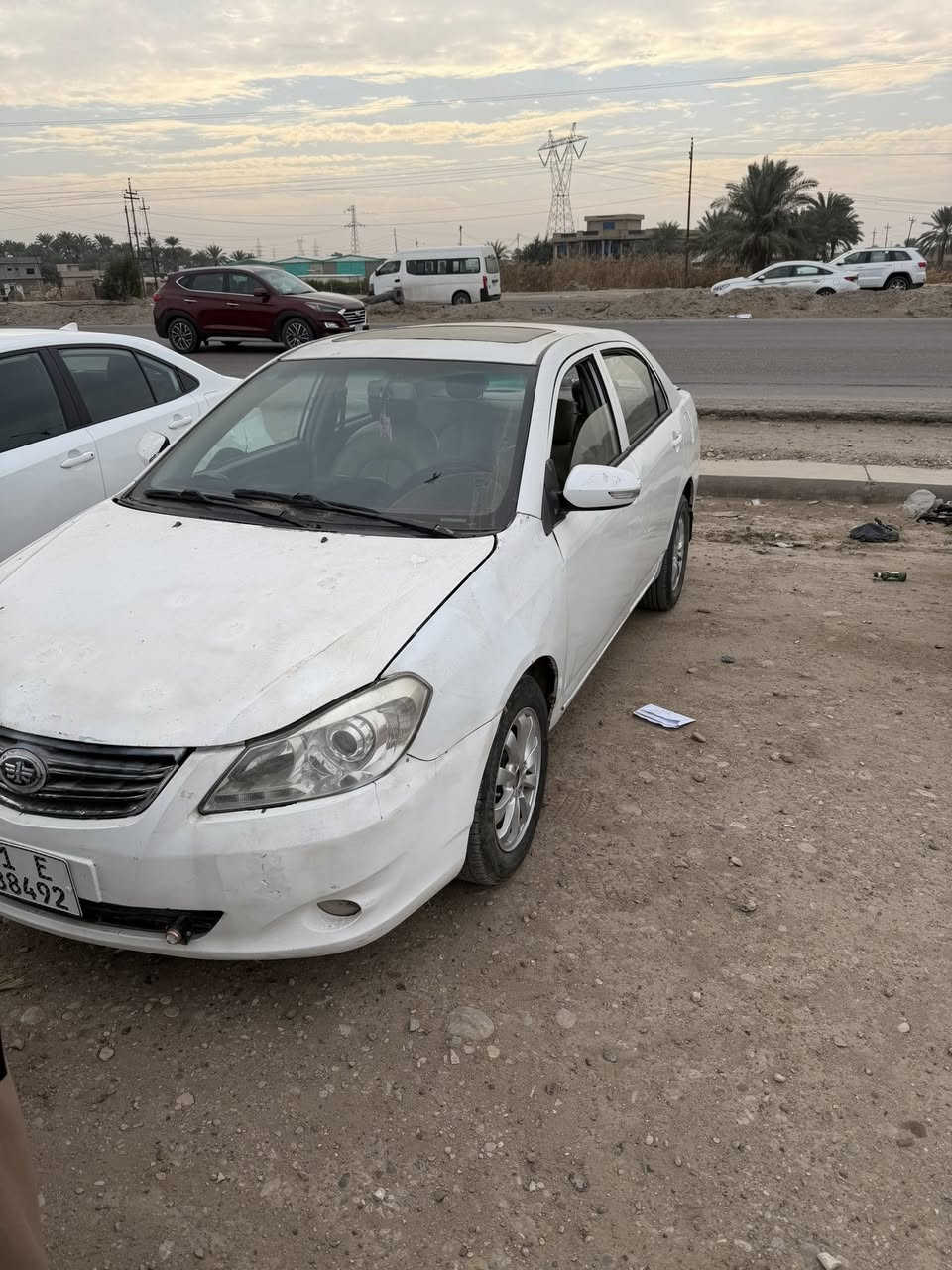 سلام عليكم بيوايدي ٢٠١٣السيارات جاهزة مكينة كير نضيفات.  صدرجديدالسعر 35قفل العنوان بغداد الدوره رقم ***********
