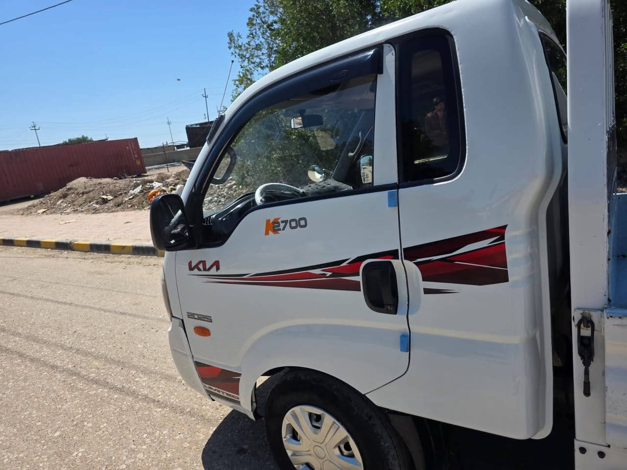 وين يدور جديد كارتون
كياا حمل2018 شرط بيبان 18
{ ادوات ادوات}
 متوئمة شرط الحاسبه وبيه حصه تفويل كاز وين متريد اطلع بيه
✺محرك 3000 مسكرر اوتوماتيك 
✺كير مكينه اكسل كفاله عامه
✺كصة حوض شغل درجة اولى 
✺دخول جديد مشي قليل 
✺تأيرات تخم كوري اصلي  جدد٪٪٪٪
+سنتر لوك  
✺تحكم مري كهربائي +شفط مري 
✺باتري جديد   
✺تبريد دجتل ثلج ❄️
✺السيارة جاهزه وبدون اي نقص كاملة على 24 حباية  تستلم بدون اي نقص 
✺سيارة احلى من الصور وشغلها مضبوط 
✺كير مكينة تبريد تدفئة حدادية دواخل كهربائيات كلشي جاهز ولاكلوب بيه نقص
✺مكان السيارة {ميسان العماره }
✺السعر{٥٨} وبيها مجال حك الجية
للاستفسار 📞اتصل وتدلل { ***********
