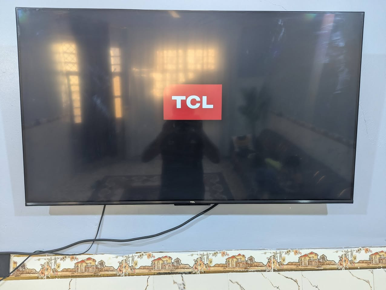 سلام عليكم شاشه تي سي ال حجم 55 فوركي حقيقي الوان تخبل صوت استريو دولبي اتمس صوت استريو مضخم نضامه كوكل تيفي ستلايت دخلي ريمونت ناطق  شاشه لوك مكفوله من تصليح شي نضافه فول مكاني بغداد وره سيطرت الشعب رقمي ***********
