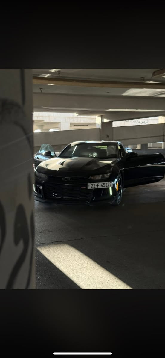 كمارو 2017 
Rs 
3600
حادثها جاملغ فقط من امريكا مبدل
بالعراق نفس الجاملغ صار بي تعديل، بارد والجاملغ الخلفي 
وبيها ملاحظات بسيطة
بدون لغود بدون شواصي 
رقم شمالي
مكاني بغداد البلديات
للاستفسار/ ***********
