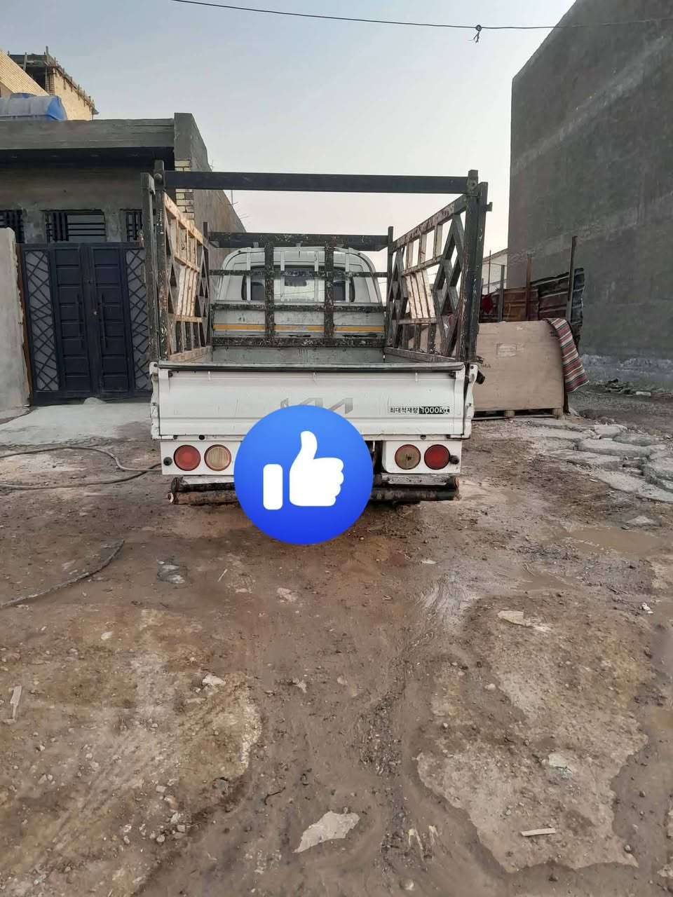 سلام عليكم شباب كيه ٢٠١٨ مسكر كير مكينه صدر وضع شركه 
سياره جاهزه من كلشي ربع ماتصرف عليها للشغل كبل السعر ب٦٠ وبيها مجال للاستفسار تصال عل رقم ***********
