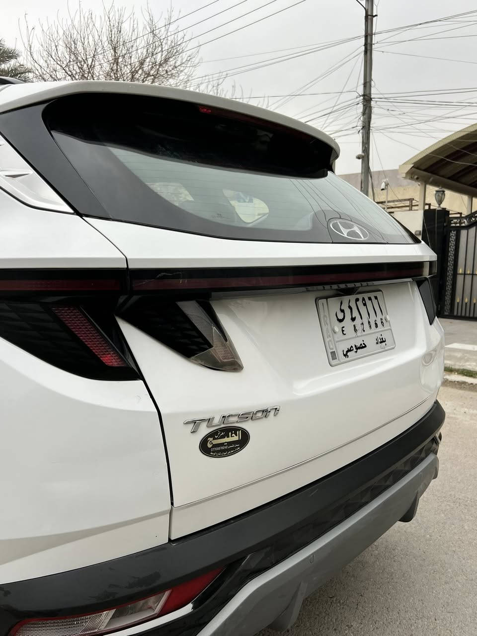 السلام عليكم توكسان 2024 بدون فتحه وبدون كراسي جلد ماشيه 80 الف  بصمه كراسي كهرباء بسمي سياره مكانها بغداد العامريه سعرها 205 دفترين و 500 دولار 
بيها طختين بقبغ جنطه وحده جوه لبك لايت اليسره وبيها صبغ حك شبر وثاني طخه هم قبغ جنطه موضحه  بصوره بعدها ممرجعها ع حطتها بيها سونار سياره  رقمي ***********
