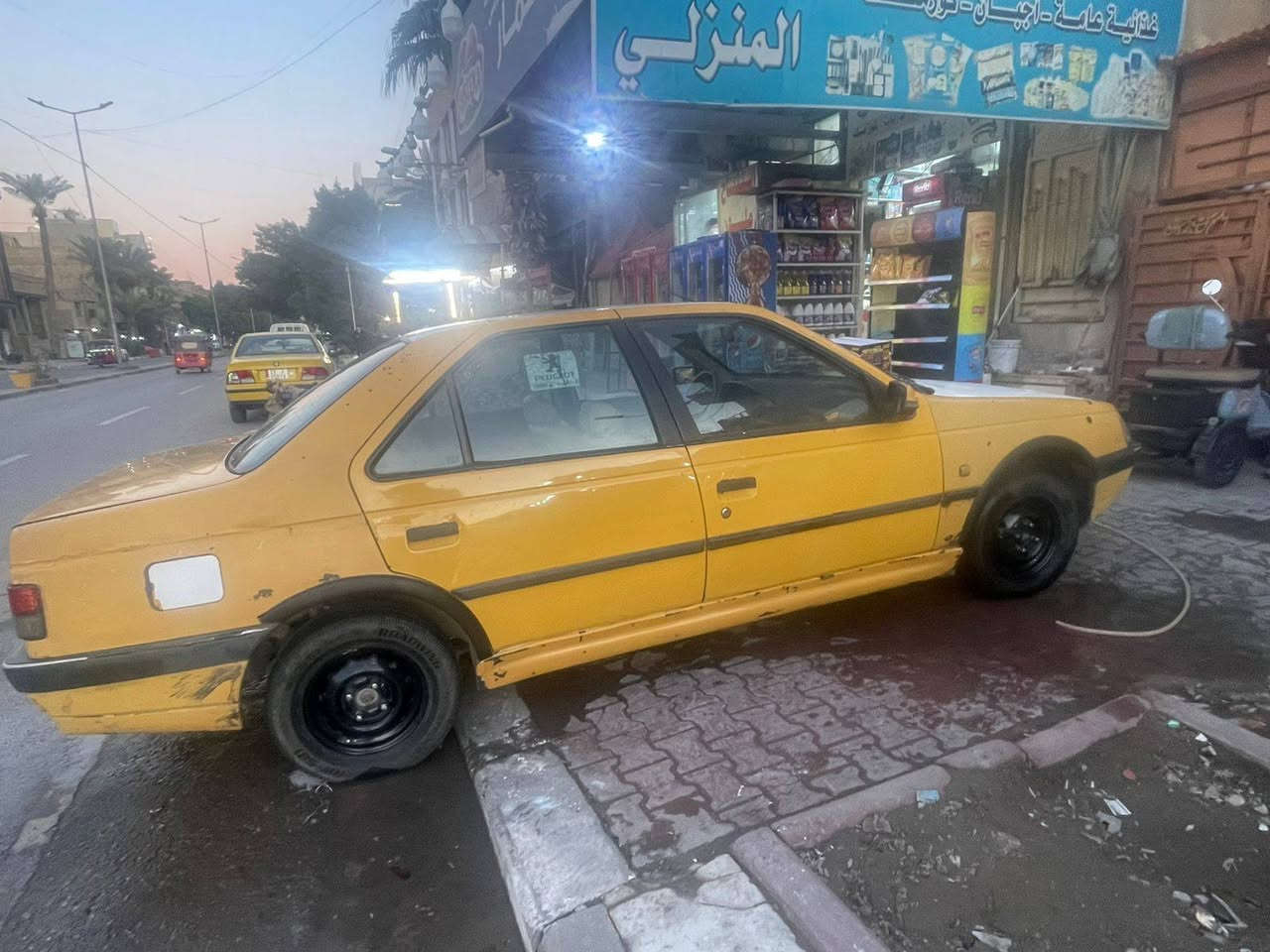 سلام عليكم بيجو روى 2009 مكينه وكير كورلا اوتو تخم تاير جديد صدر خير من الله الكشنات محور ياباني السعر 20 ورقه
الاستفسار على *********** 
بغداد الحريه
